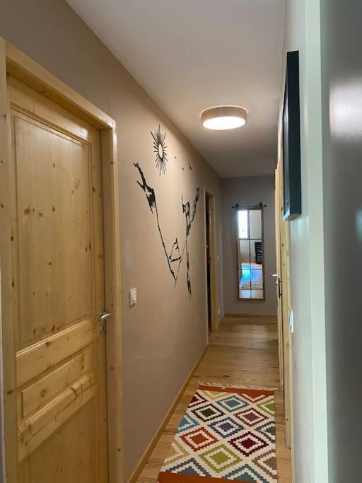 Gorgeous 2 Bedroom, 2 Full Bath, Ski In Apartment! Winner Of 2025 And 2024 Traveller Award! Morzine Exterior photo